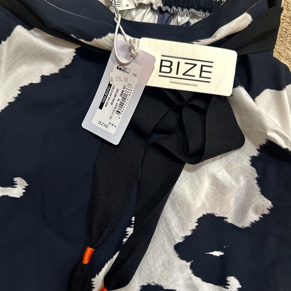 Maxi Skirt - Picture 7 of 11